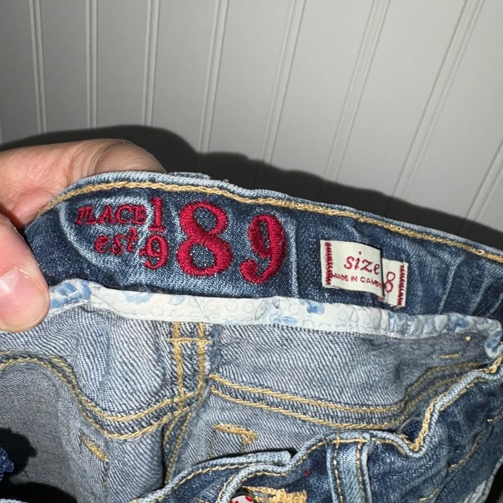 The Children's Place Blue Jeans with Floral Accents| Size 8